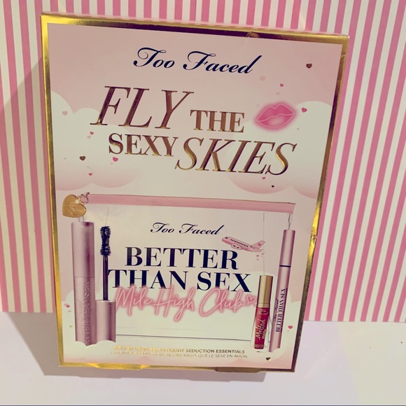 Too Faced Fly The Sexy Skies Makeup Set - Picture 5 of 5